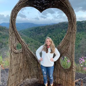 Meet your Posher, Ali